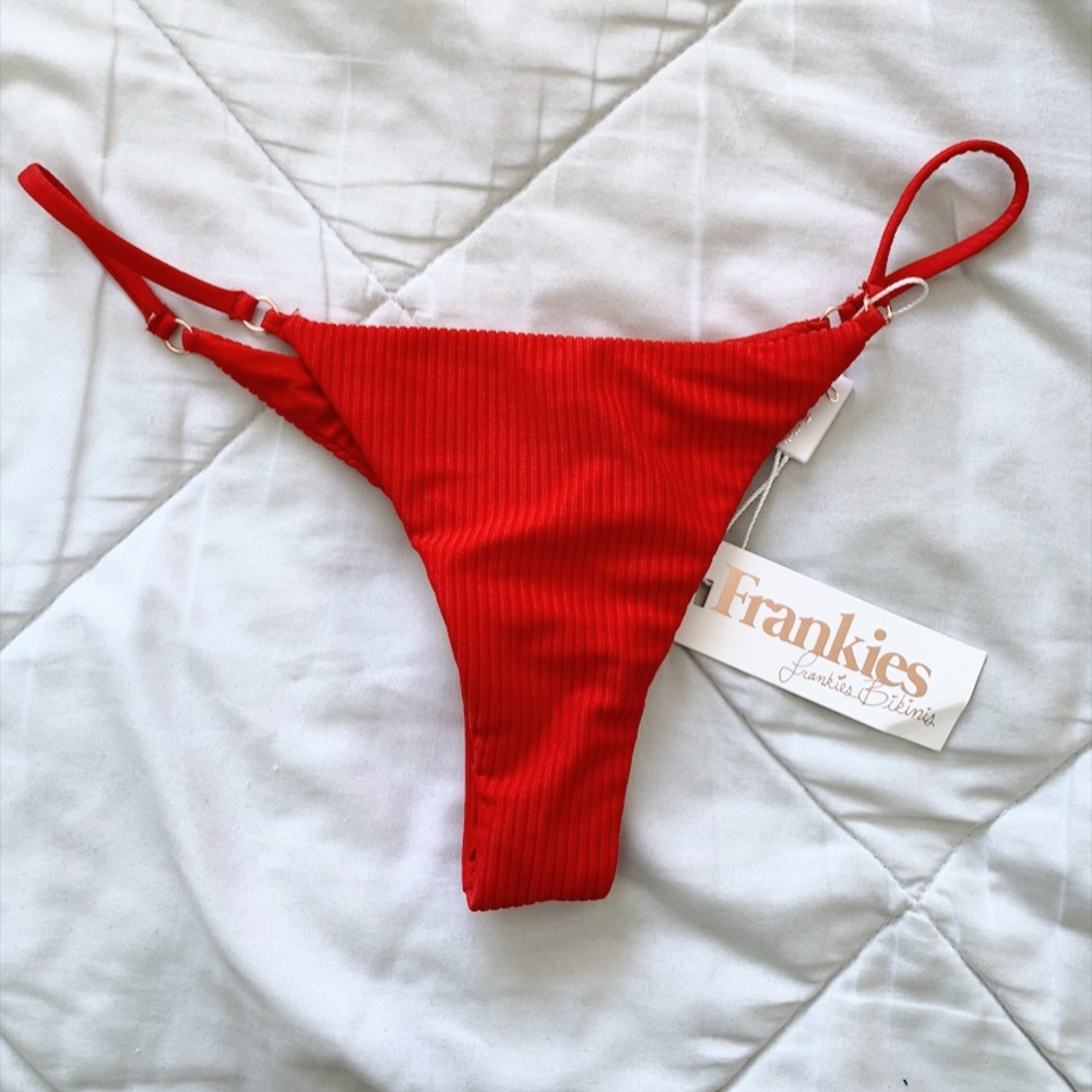 FRANKIES BIKINIS RED BOTTOMS